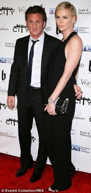 SEAN PENN - CHARLIZE THERON