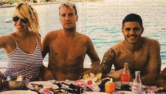 Geçtiğimiz sezon oynanan Sampdoria - İnter maçı öncesi seremonide Maxi Lopez, İcardi'nin elini sıkmamıştı.
