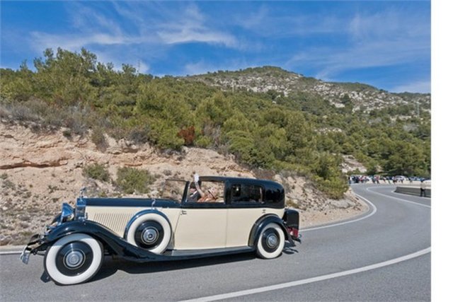 Arabalar eskidikçe daha çok yakar -  - Bakımları düzenli yapılan bir araç yıllar geçse de aynı oranda yakıt tüketmeye devam eder.
