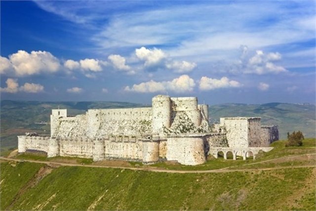 Crac des Chevaliers - Suriye - Suriye'de bulunan Crac des Chevaliers, 800 yıl önce bu bölgeye hükmeden Haçlı krallığı tarafından inşa edilmiş.