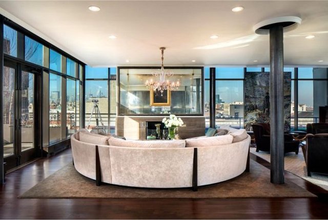 52 yaşındaki şarkıcının, New York'ta bu penthouse dairesinin değeri ise 37 milyon dolar. -