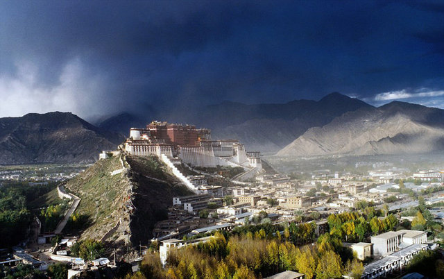 10. Potala Sarayı, Tibet