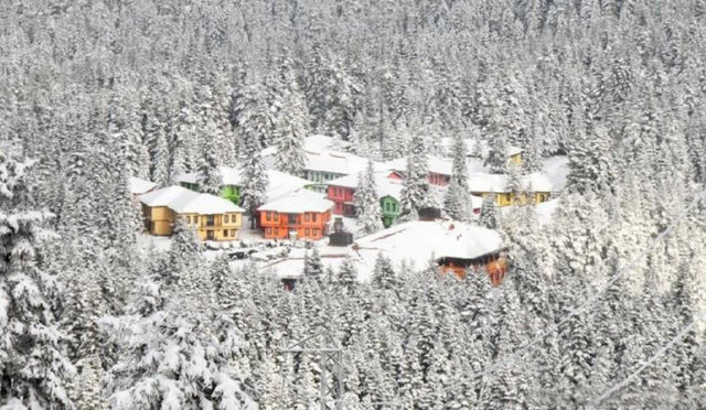 Kastamonu - İç kesimlerinde Küre, Ilgaz ve Köroğlu Dağları'nın sıralandığı Kastamonu, kış aylarında kayak için ideal.