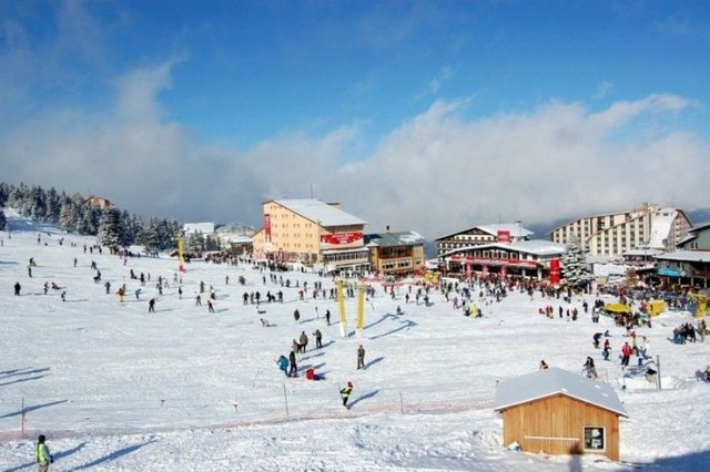 Uludağ - En çok tercih edilen kayak merkezlerinden ister ailece, ister arkadaşlarla...