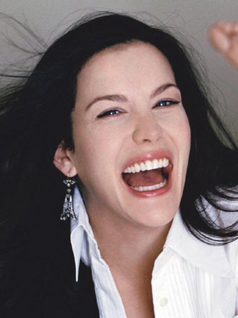 Eğlenceli aktiviteler (örneğin bowling, karaoke, dans) için zaman yaratın.