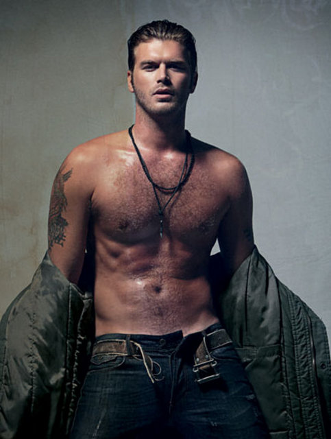 İşte Türk kadınlarının ekranda çıplak görmekten hoşlandığı erkekler...