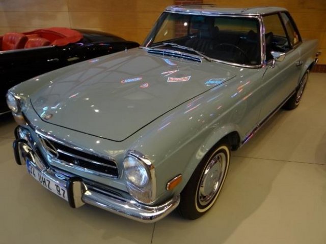 1967 Mercedes-Benz 280 SL Convertible