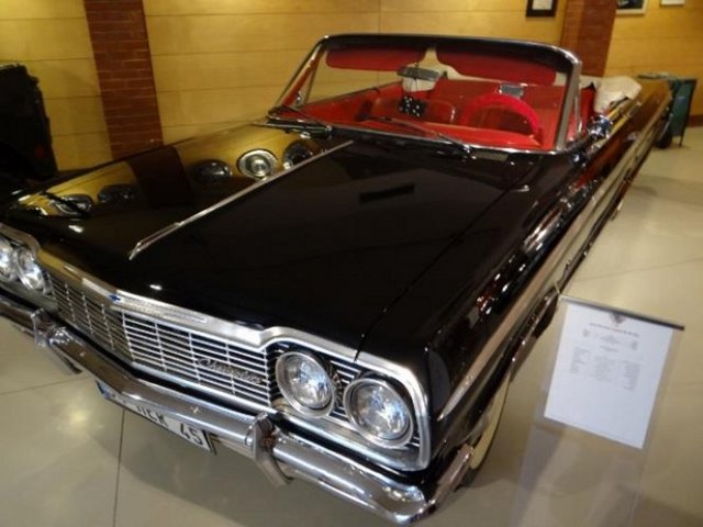 1964 Chevrolet Impala SS V8