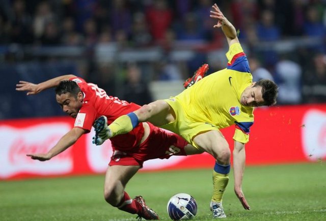 8. Dinamo Bükreş - Steaua Bükreş