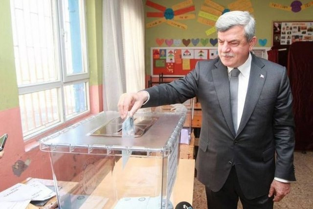 Kocaeli: İbrahim Karaosmanoğlu - AK Parti