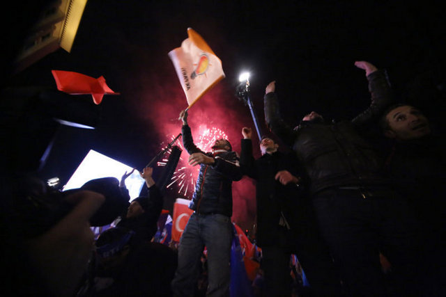 Ayrıca, Erdoğan'ın muhtemelen başbakanlıktan sonra cumhurbaşkanlığı geçeceği ileri sürüldü.