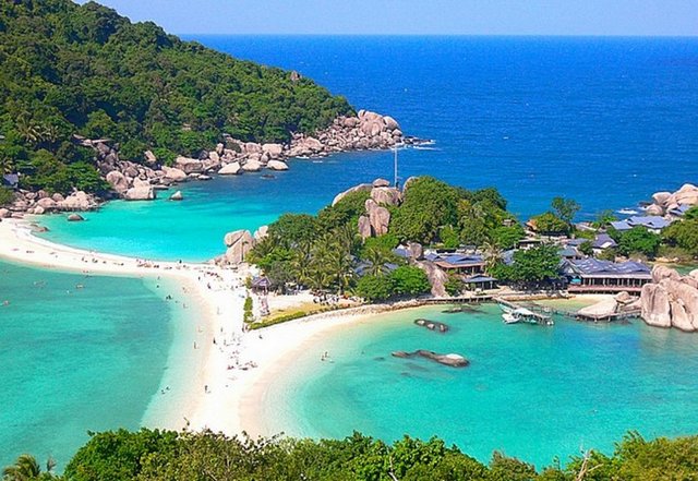 ŞUBAT - Kurak bir iklimin sürdüğü Meksika ve Senegal'de yaz tüm hızıyla sürüyor. Güneşli Batı Afrika sahillerinde yeniden denizin tadını çıkarabilirsiniz.