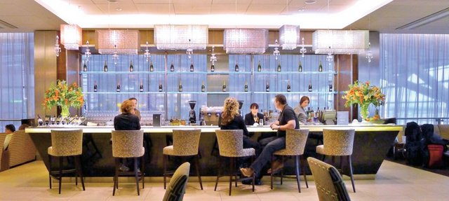 İlk beşin ikinci sırasında Changi'nin Terminal 3'ü yer aldı. Listenin bundan sonrasına yeni isimler geldi. Üçüncü sırada Haneda'nın Dış Hatlar Terminali, dördüncü sırada Shanghai Hongqiao'nun Terminal 2'si ve beşinci sırada da Münih'in Terminal 2'si var.