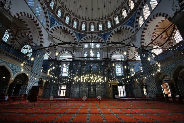 Rüstem Paşa Camii