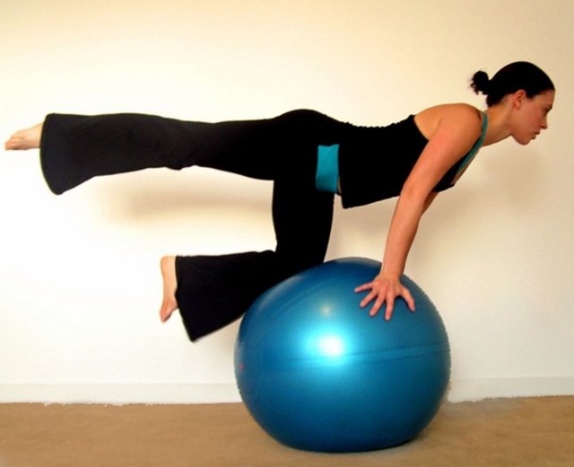 Ancak dikkat, kullandığınız topun gövdenizin genişliğine uygun olmasına özen gösterin.