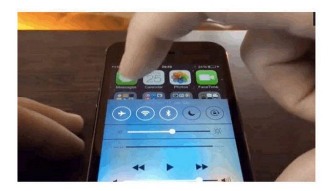 Telefonunuzu hızlıca şarj etmek için mükkemmel bir yol. Türkiye'de çok sık ihtiyaç duyacağınız kesin.