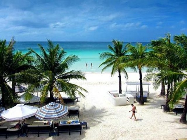 19. White Beach - Boracay, Visayan Adaları -  -
