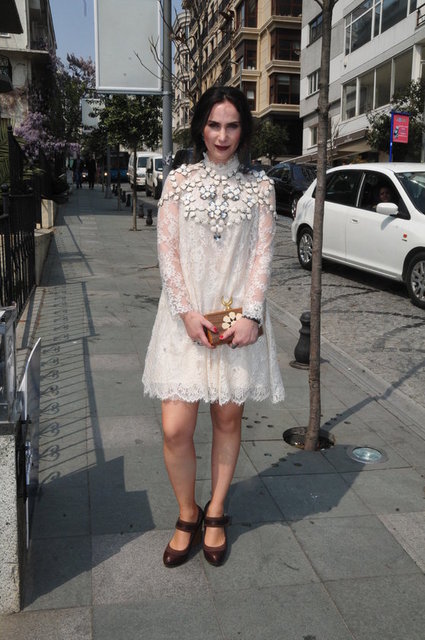 AYŞE KUCUROĞLU 