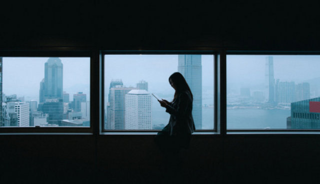 Ömrünün yüzde 90'ını dışarıda değil kapalı ortamda geçiriyor.