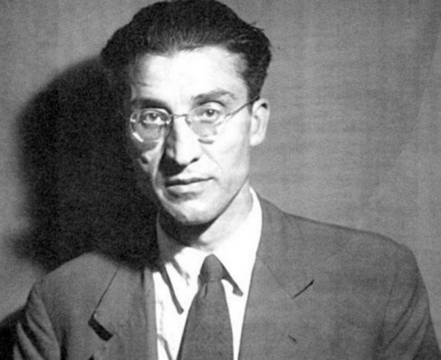 Cesare Pavese: İtalya'nın önemli edebiyat ödüllerinden Strega Ödülü'nü aldığı yıl bir otel odasında bir kutu uyku hapı alarak intihar etti.Öldüğünde 45 yaşındaydı.
