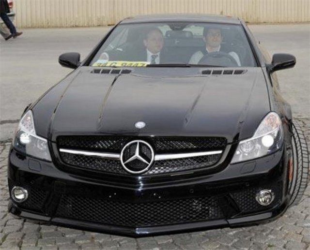 EMRE BELÖZOĞLU - MERCEDES SL 63 AMG