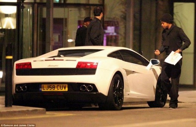 ROBİNHO - LAMBORGHINI