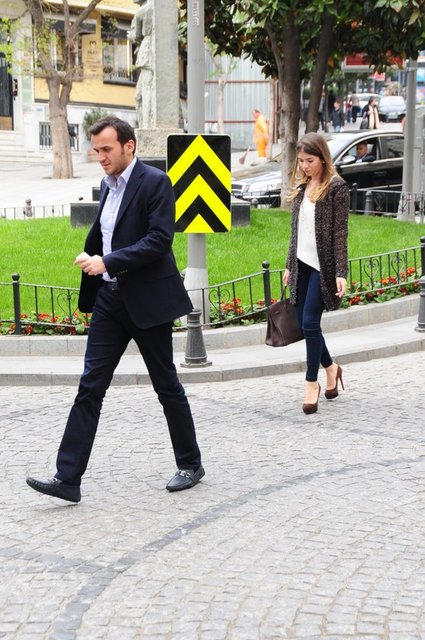 ALPİN ŞAHİN, HİKMET ALBAYRAK
