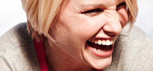 Güven oluşturup sosyal hayatta zorluklarla mücadele etmeyi kolaylaştırıyor.