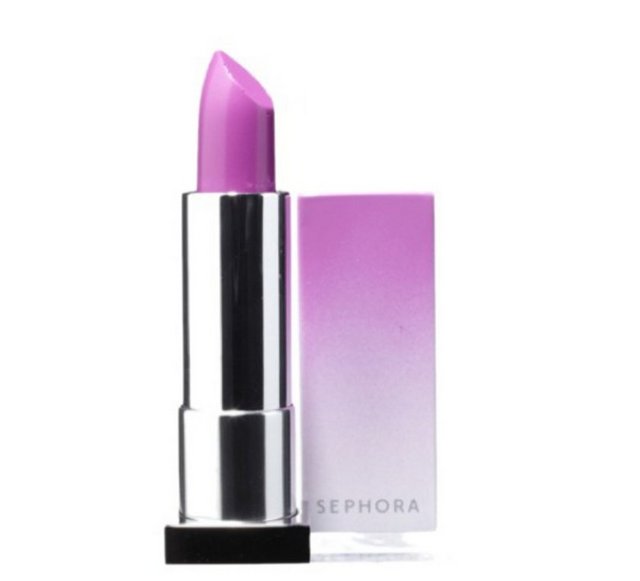 Sephora'nın Pantone Universe serisinden Radiant Rush Matte bu tonu kullanmak isteyenler için tavsiye edeceğim bir ürün. Sınırlı sayıda üretilen ruju kaçırmayın derim.