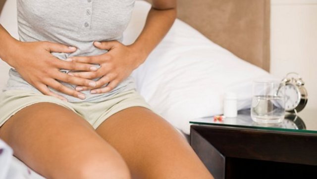 21 ile 35 günde bir olan ve 3 ile 5 gün süren adet kanamaları normal kabul edilir. -