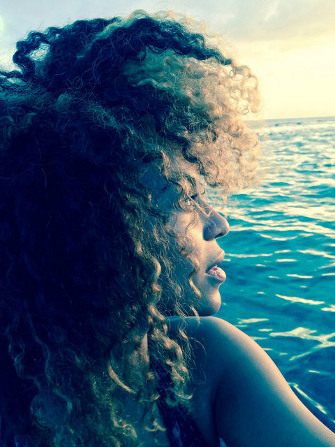 Fotoğraflarda Beyonce'nin makyajsız olması dikkat çekti