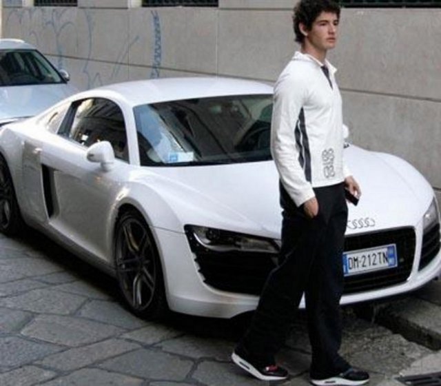 PATO - AUDI R8  -