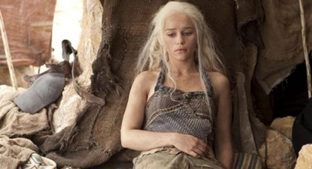 pragmatizm, gizli diplomasi ve güç ittifakı üzerine düşünmek için etkileyici bir zemin oluşturduğunu yazdı.