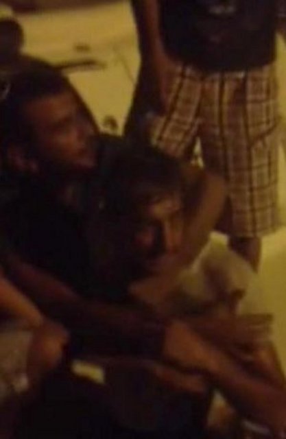 Petekkaya, "Söylenenler gibi kimse tarafından denize atılmadım.