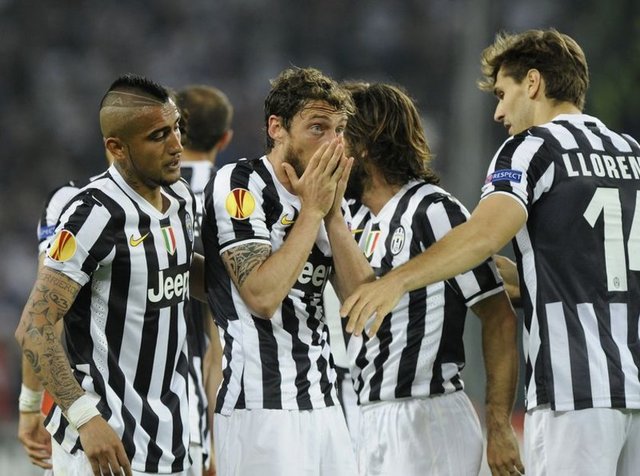 17 - Juventus (79.354)