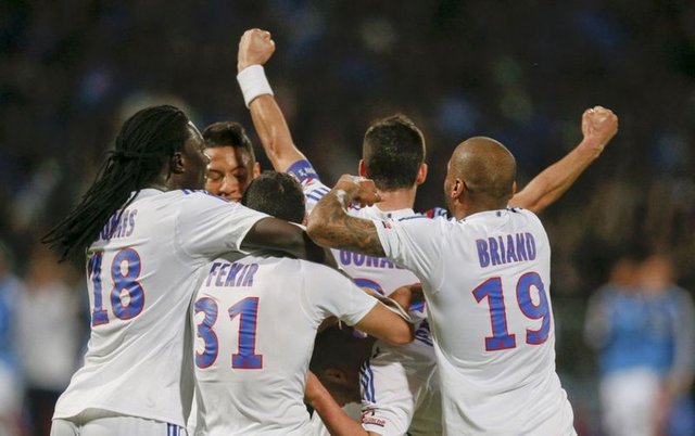 12 - Olympique Lyon (97.300)