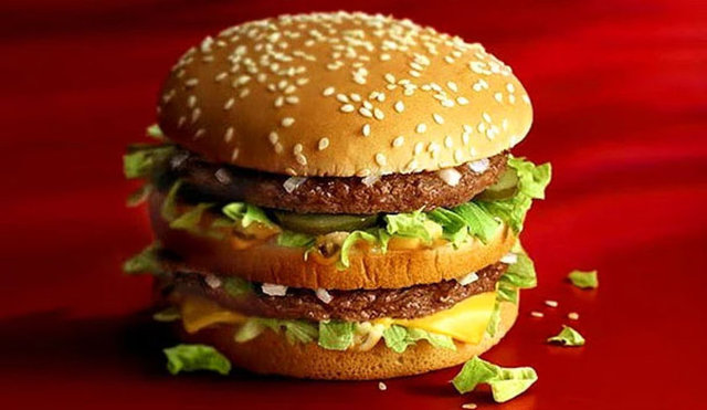 4,500 McDonalds hamburgeri yeniliyor