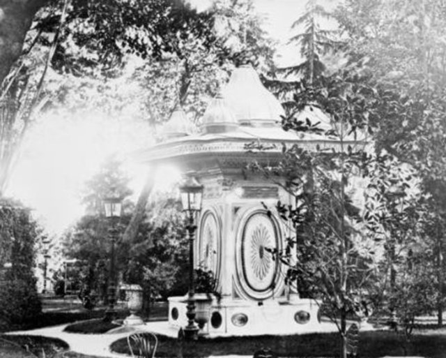 Yıldız Sarayı-Sultan Selim II. Çeşmesi, Beşiktaş