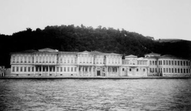 Seniha Sultan Sahilhanesi Kuruçeşme