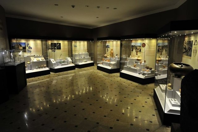 Mısır'da özellikle son yıllardaki iç karışıklıklar, turistlerin bu ülkeye olan tatil planlarını ertelemesine sebep oluyor.