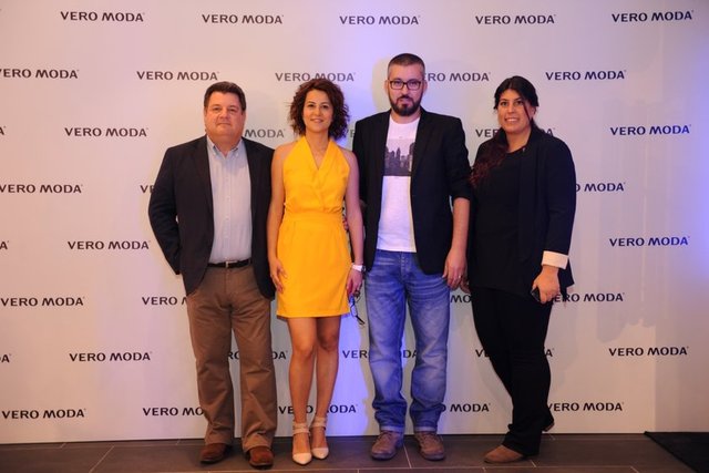 ANDREW FARNHAM, ESİN ÖZBOĞA, NİHAN İLHAN, GİZEM ÖGET