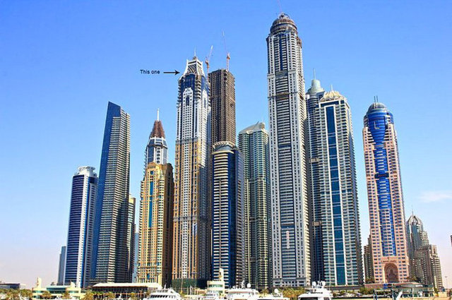 23. Elite Residence (işaretli olan) - Dubai, UAE, 380m