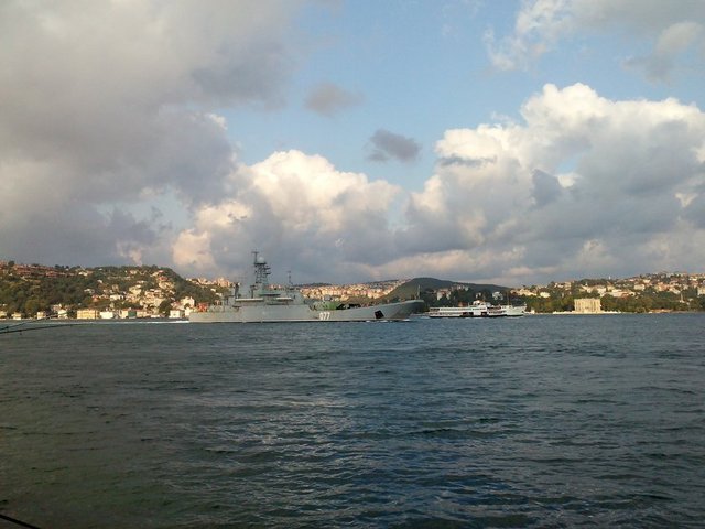 Daha sonra 142 bordo numaramı 'Novocherkassk' adlı gemi Çanakkale Boğazı'na giriş yaptı.