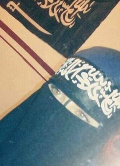 İki kız çocuğun Türkiye üzerinden Suriye'ye geçtiği tahmin ediliyor.