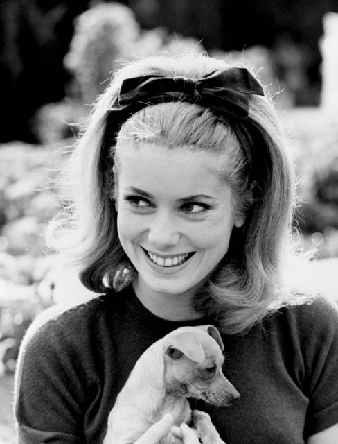 Catherine Deneuve ise Marceau'nun ifadelerini 'çok terbiyesizce bulduğunu' söyledi.