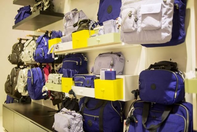 VF Corp -  - Küresel giyim markası.