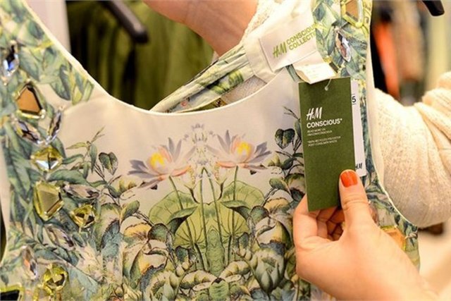 96- H&M - Marka değeri 11,678 milyar dolar.