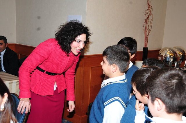 ASLI EKŞİOĞLU