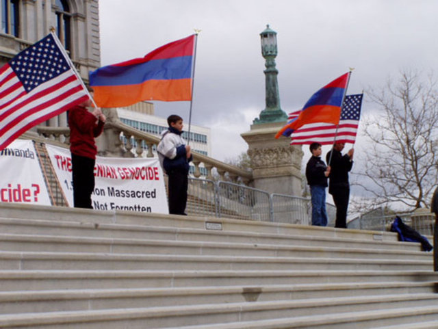 En büyük Ermeni toplulukları Rusya, ABD, Fransa, Lübnan ve Arjantin'de yaşıyor.