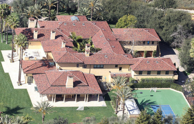 Arnold Schwarzenneger'in Brentwood'da bulunan evi